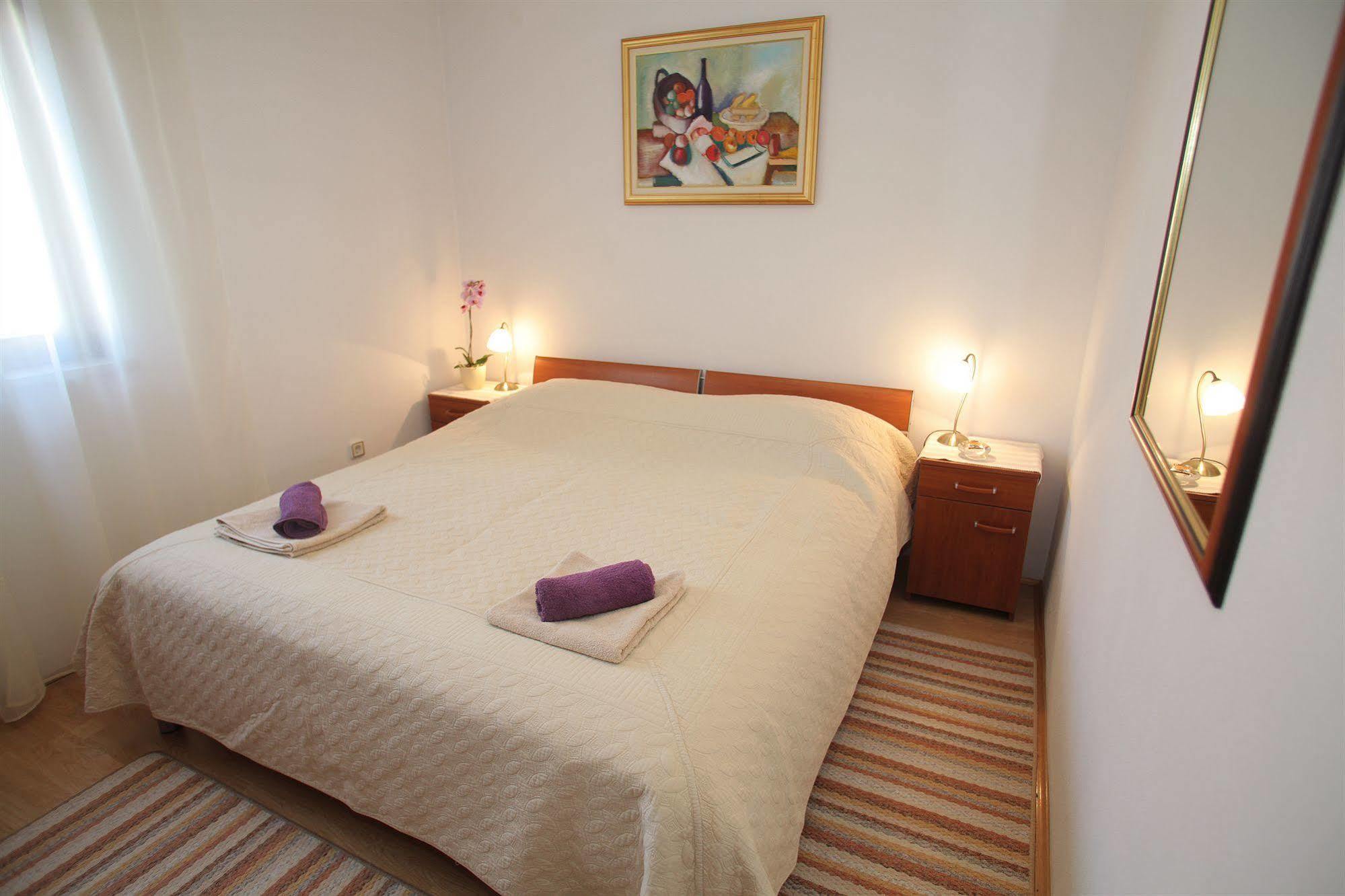 Apartments Hrabar Trogir Eksteriør bilde