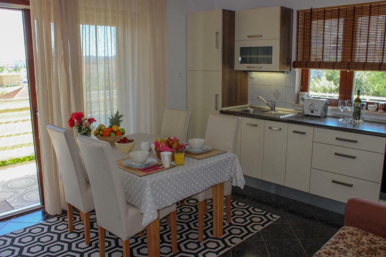 Apartments Hrabar Trogir Eksteriør bilde