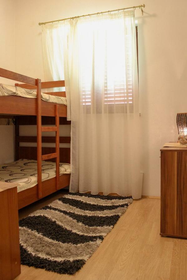 Apartments Hrabar Trogir Eksteriør bilde