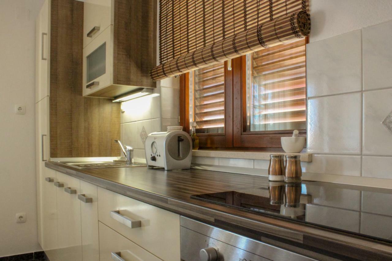 Apartments Hrabar Trogir Eksteriør bilde