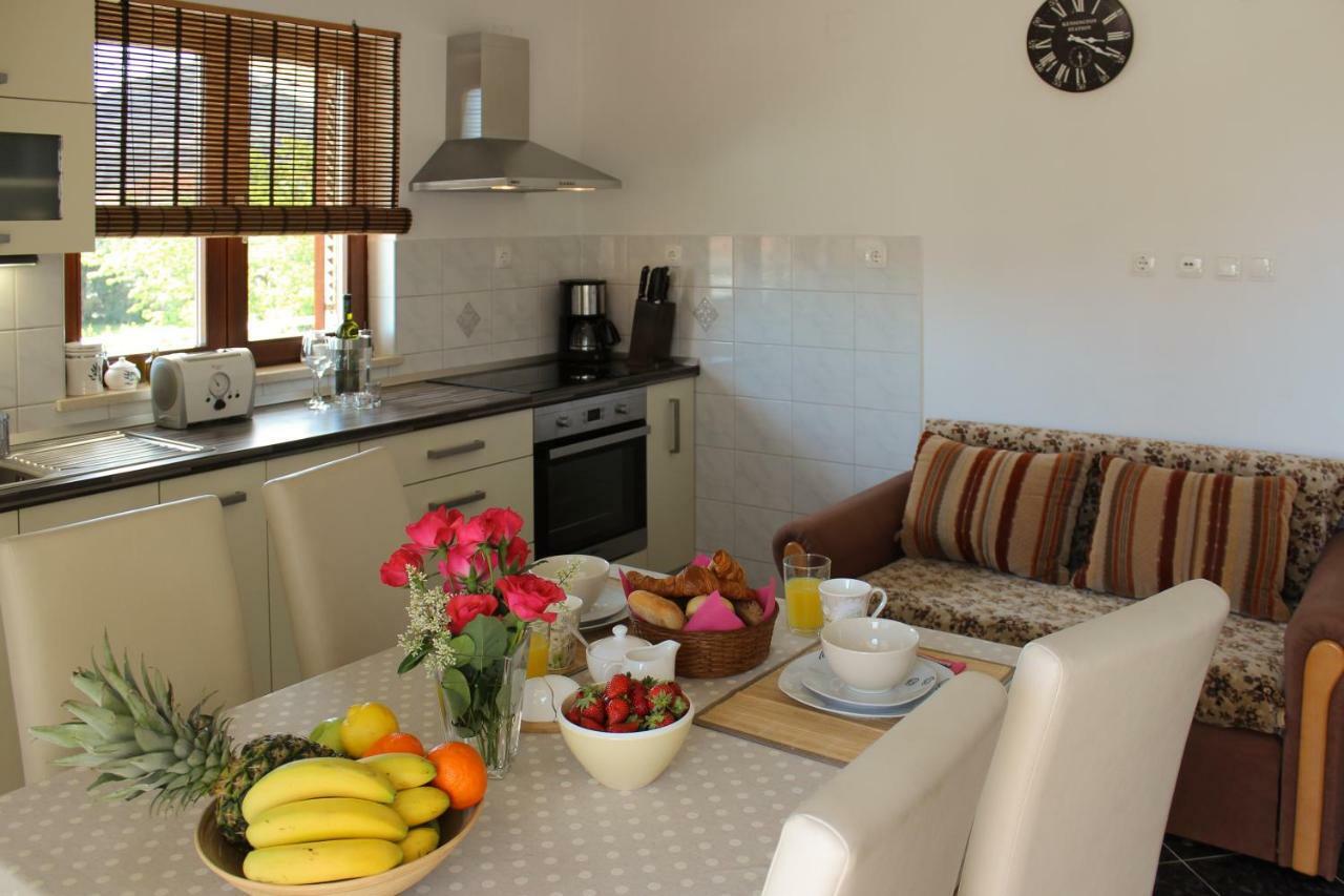 Apartments Hrabar Trogir Eksteriør bilde